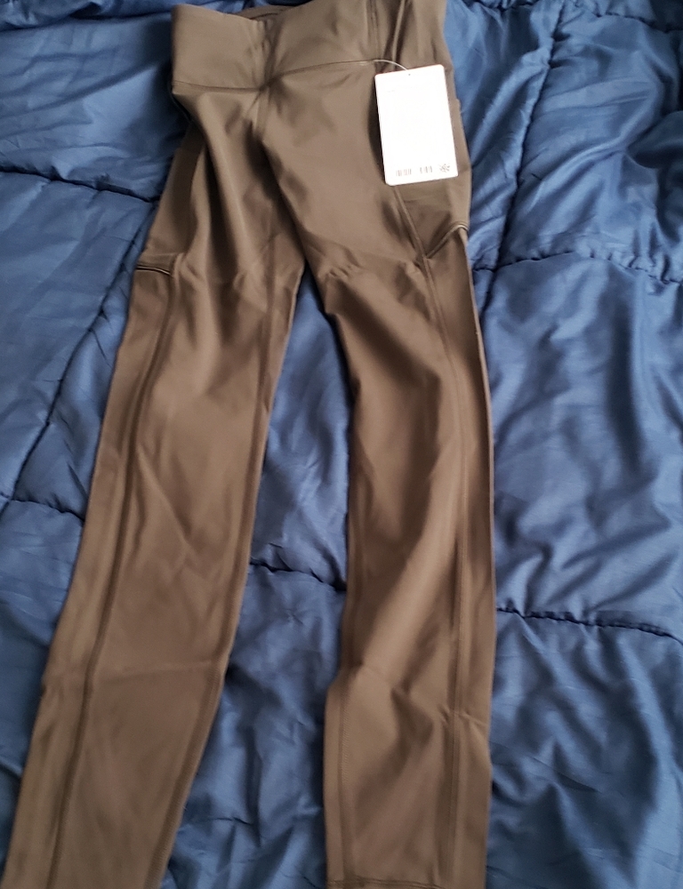 Speed up MR tight 28" lululemon